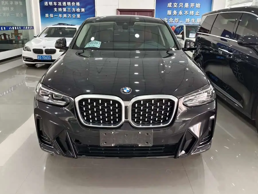 2022 BMW X4 xDrive 25i M Sport Package