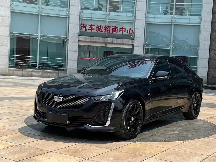 كاديلاك CT5 2023 28T الفاخرة