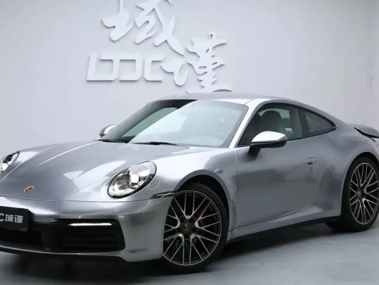 Porsche 911 2023 Carrera 3.0T