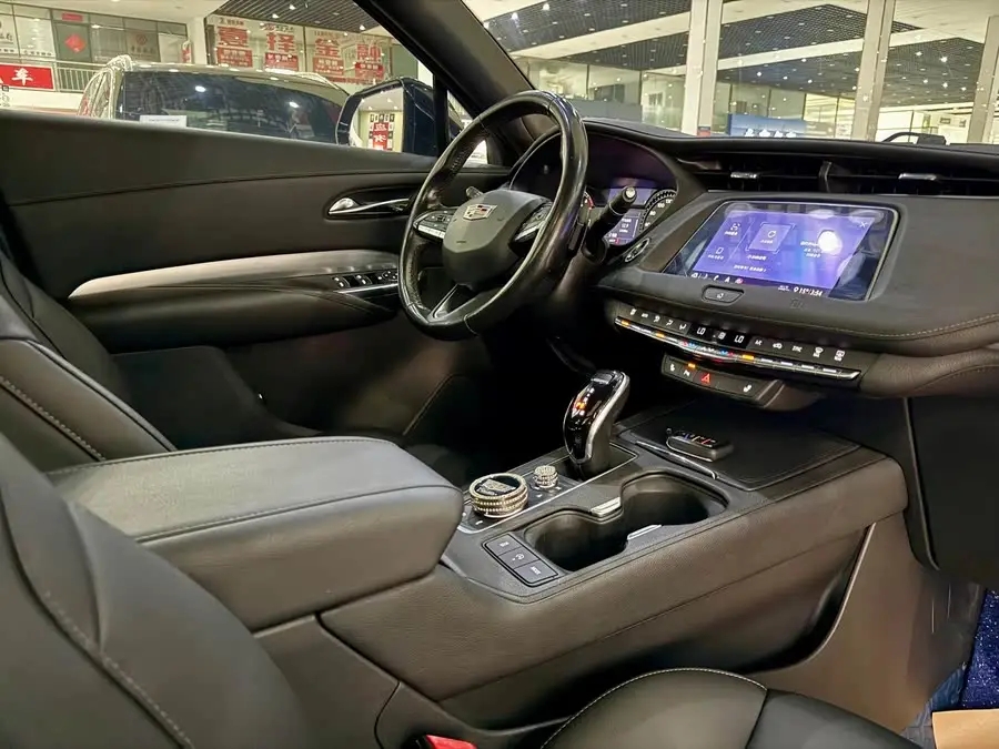 Cadillac XT4 2020 Facelift 28T FWD Sport Edition