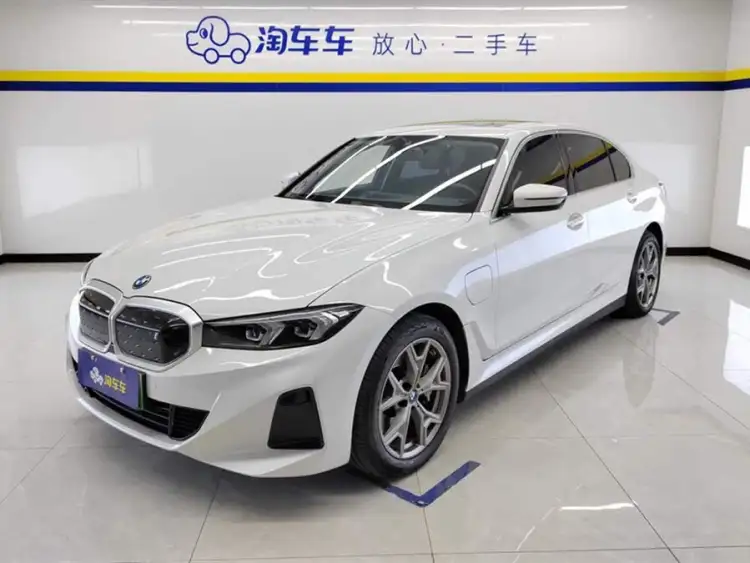 BMW i3 2022 eDrive 35 L