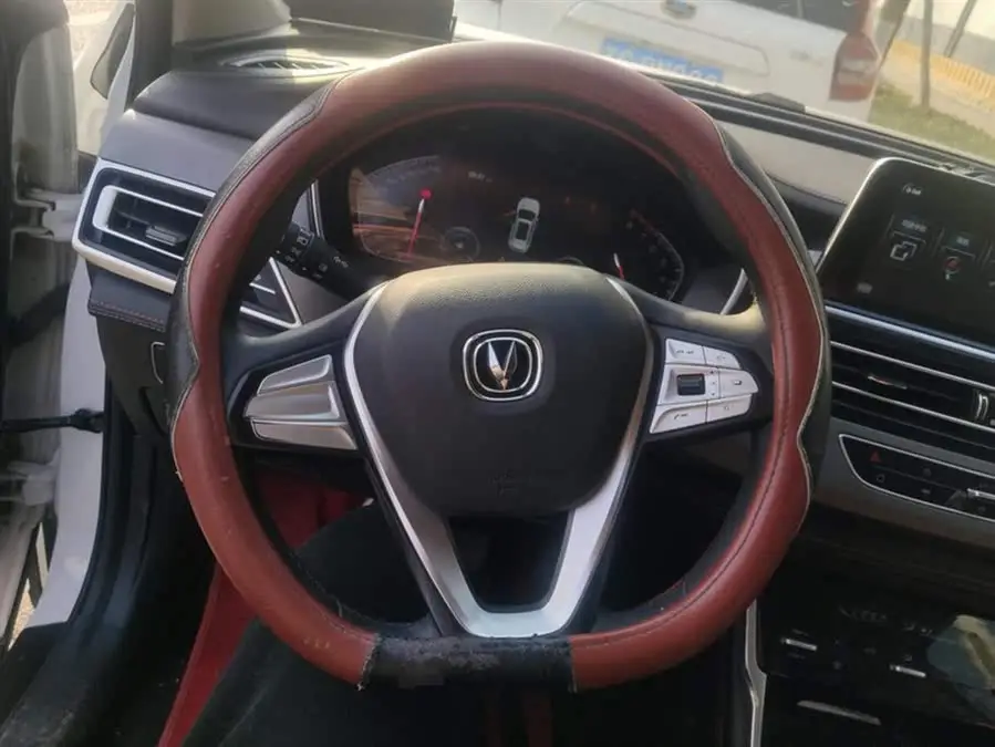 تشانجان CS75 2021 إصدار مجد المليون 280T DCT الطراز الفاخر