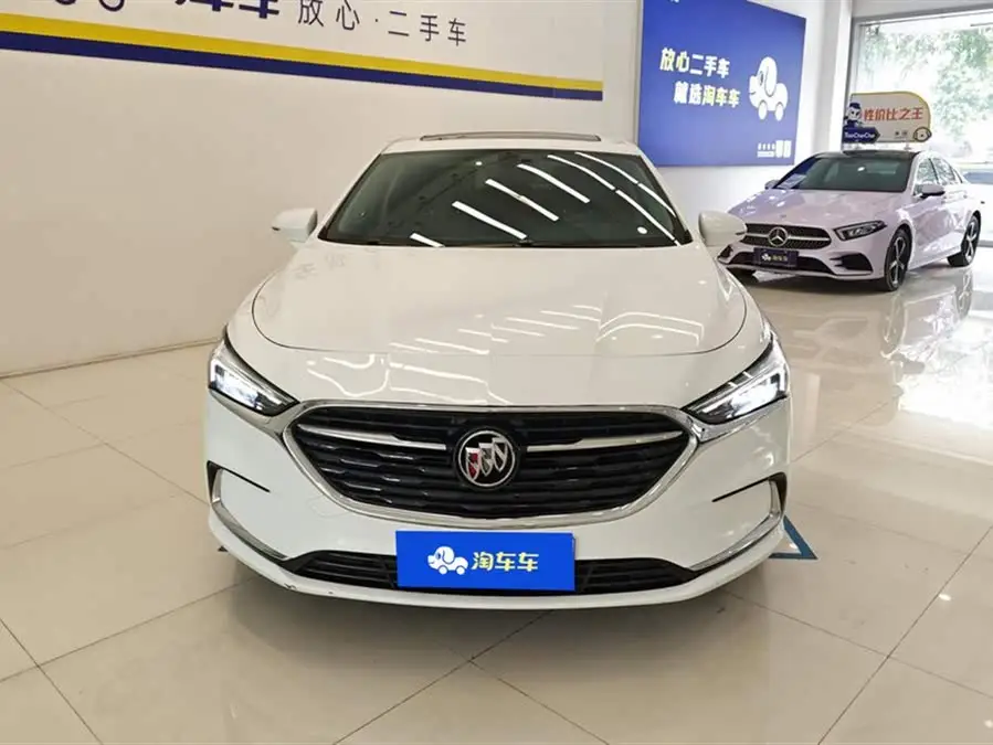 بيوك لاكروس 2021 652T الفاخرة