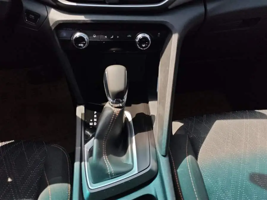 Wolando 2020 Light Hybrid 530T Automatic Enjoyment Edition (5+2 seats)