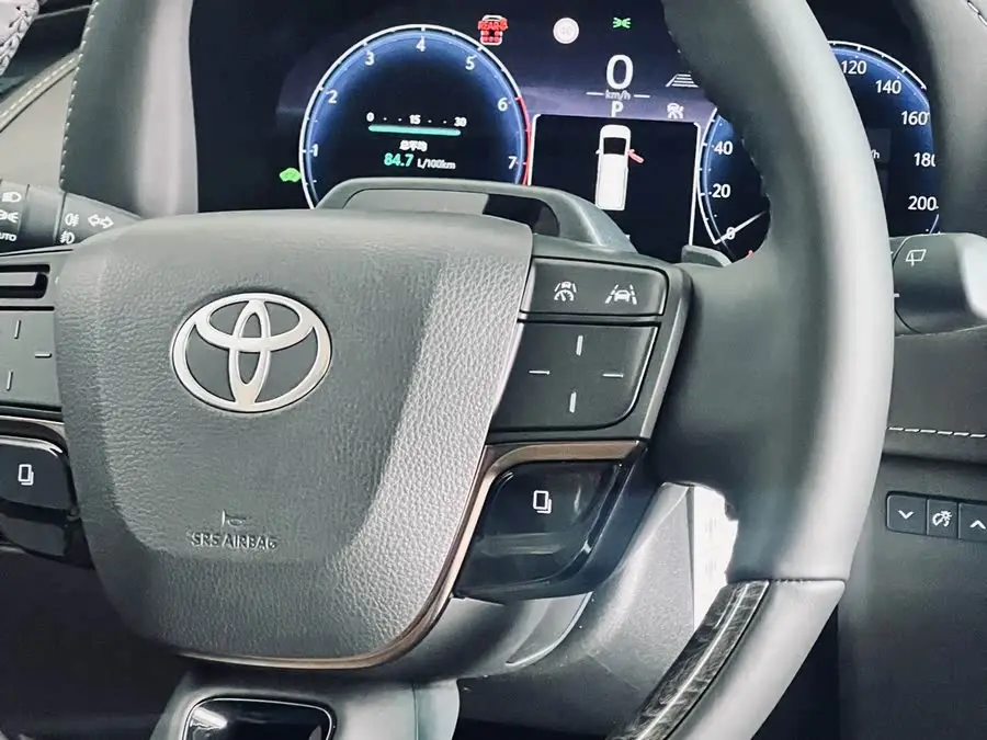 ألفارد 2024 طراز مزدوج المحرك 2.5 لتر إصدار بريميوم