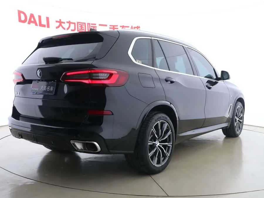 BMW X5 2022 Facelift xDrive 30Li M Sport Package