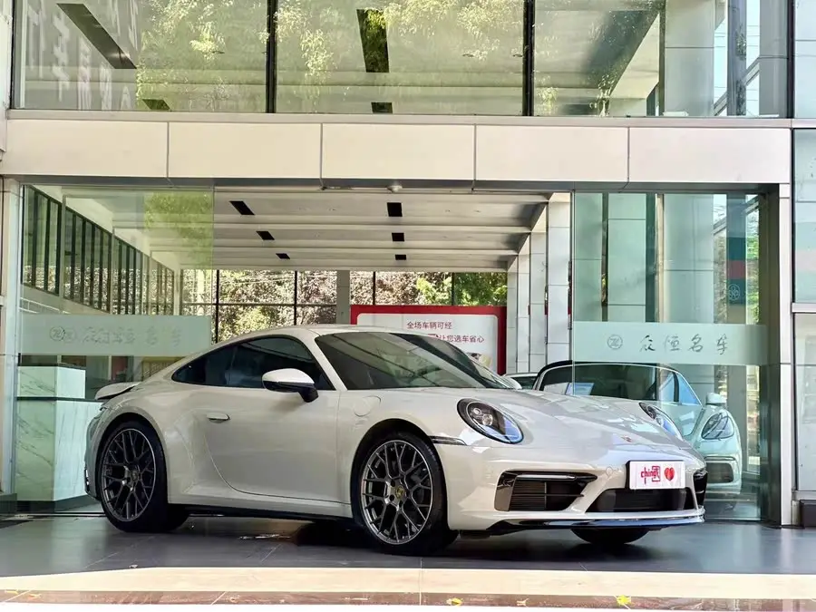 Porsche 911 2020 Carrera 3.0T