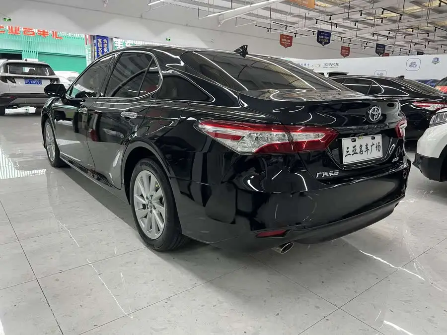 Camry 2021 2.0G Luxury Edition