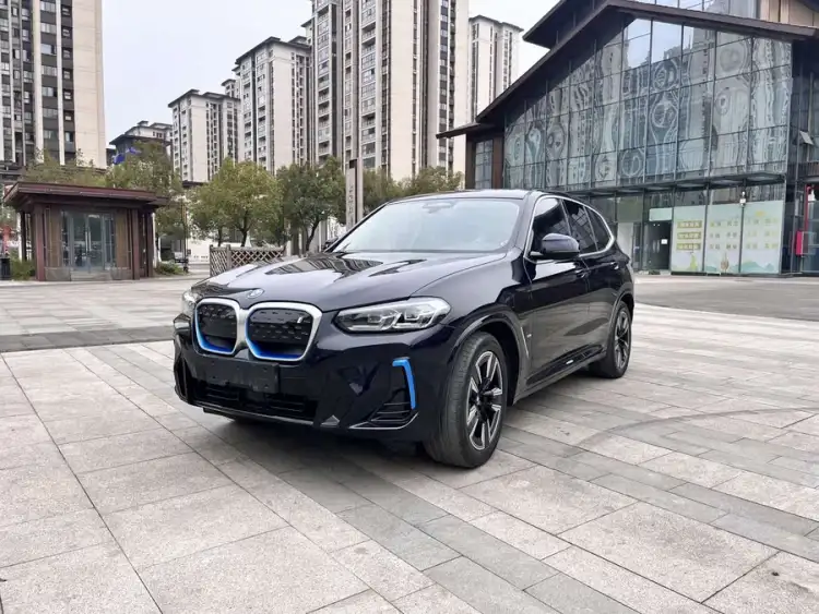 BMW iX3 2022 Facelift Leading Version