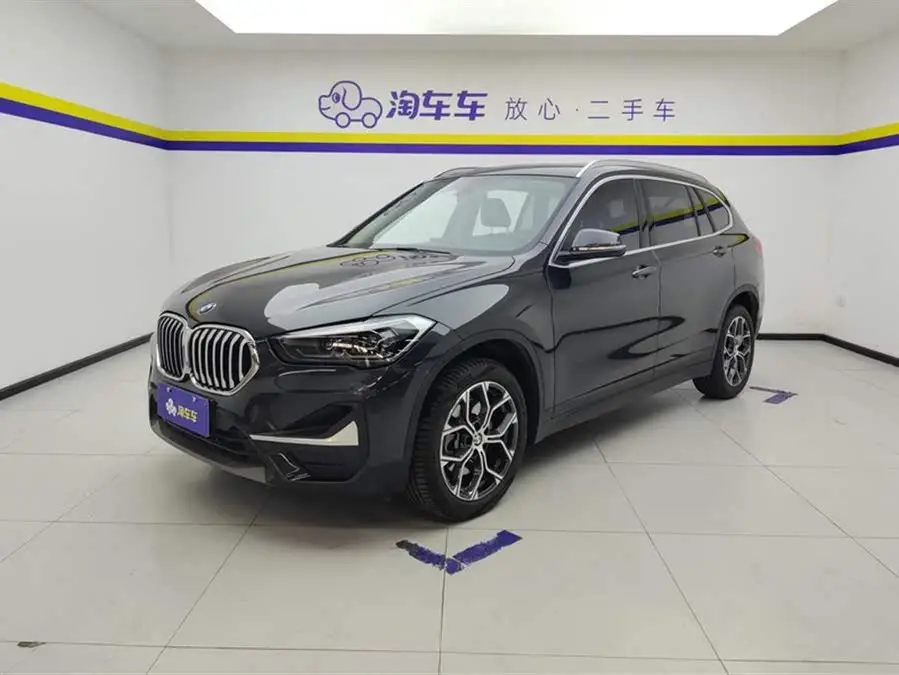 بي إم دبليو X1 2021 sDrive25Li الطراز الرائد