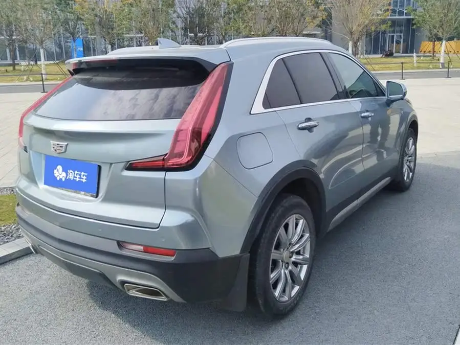 Cadillac XT4 2021 28T FWD Premium