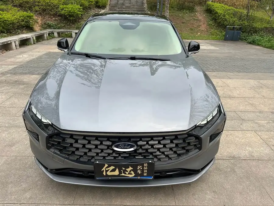 فورد مونديو 2022 طراز مُحسَّن إيكوبوست 245 فاخرة