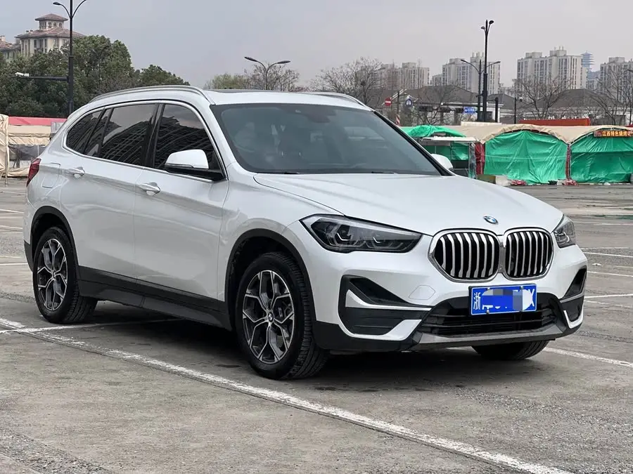BMW X1 2020 sDrive25Li Leading Edition