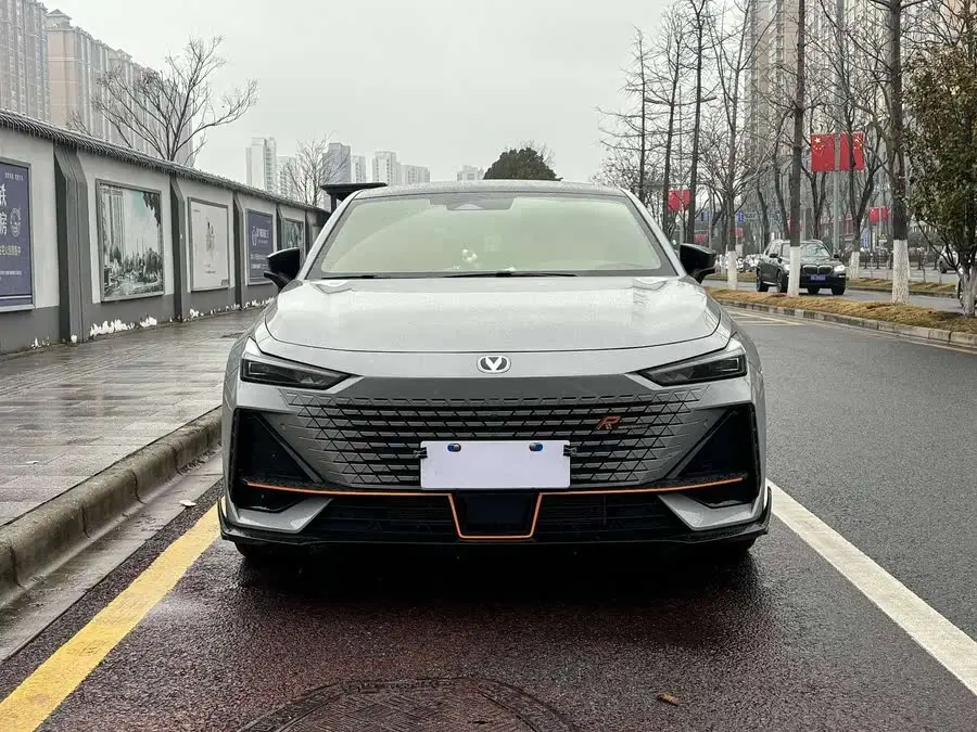 Changan UNI-V 2023 1.5T Sport Version