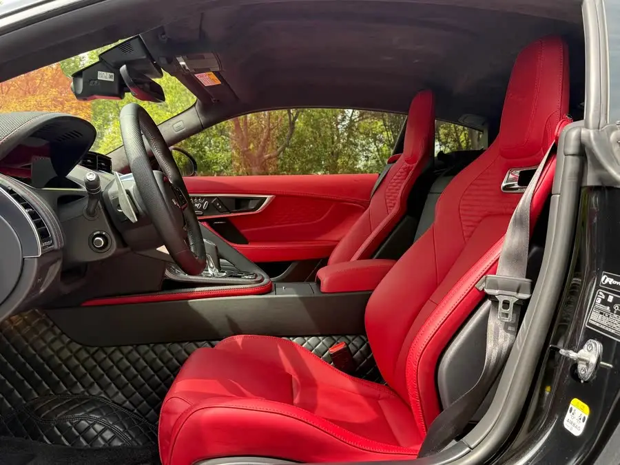 Jaguar F-TYPE 2023 P300 Coupe R-DYNAMIC BLACK