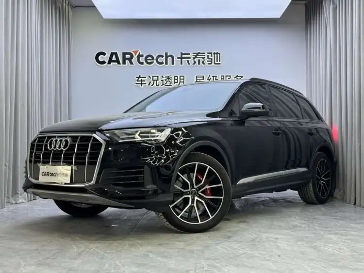 Audi Q7 2023 55 TFSI quattro S line Sport Model