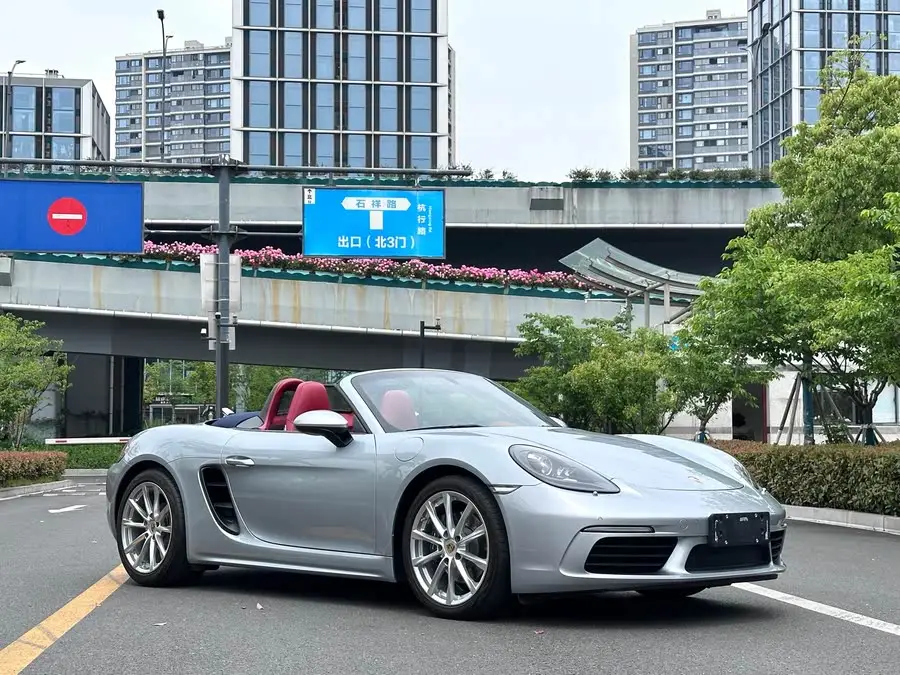 Porsche 718 2020 Model Boxster 2.0T