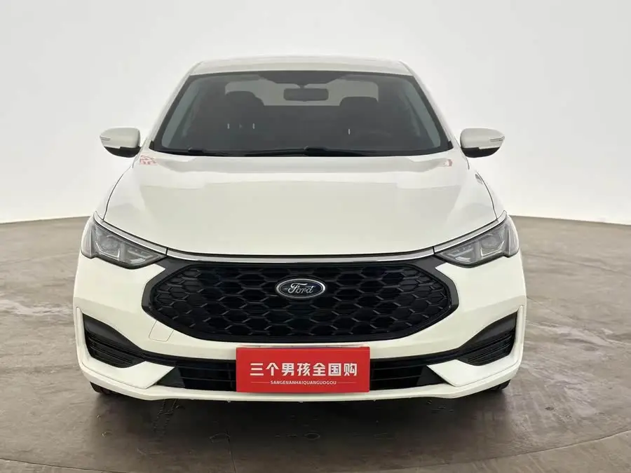 Ford Focus 2021 1.5L Automatic Golden Edition