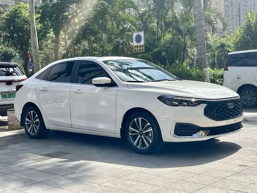 Ford Focus 2021 1.5L Automatic Diamond Edition