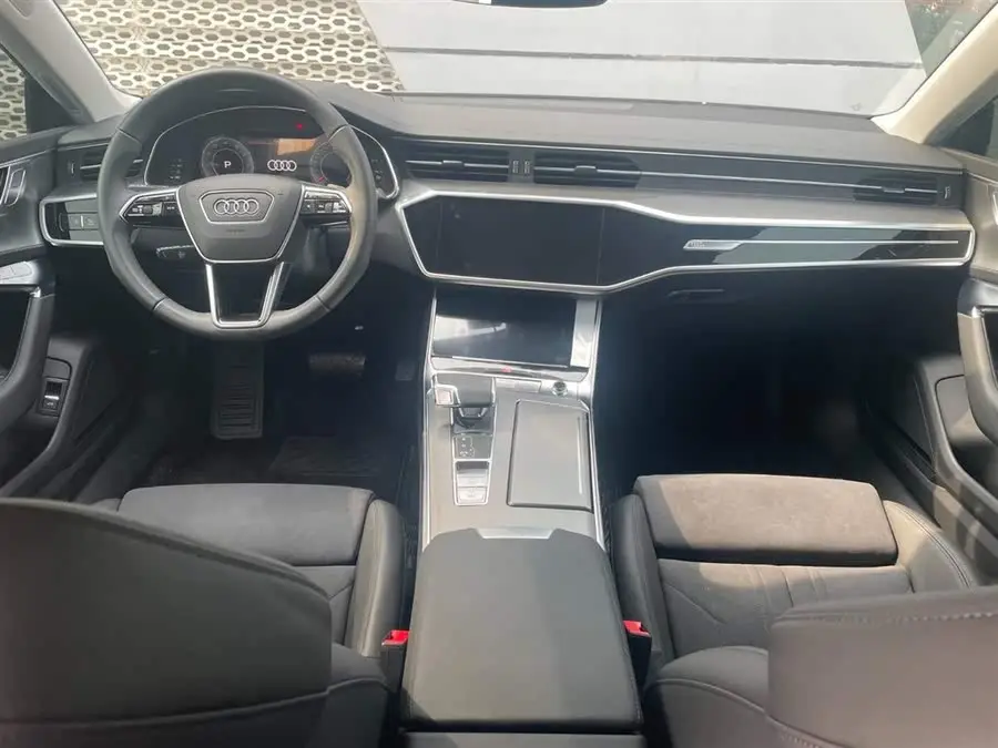 Audi A7 2023 45 TFSI Premium