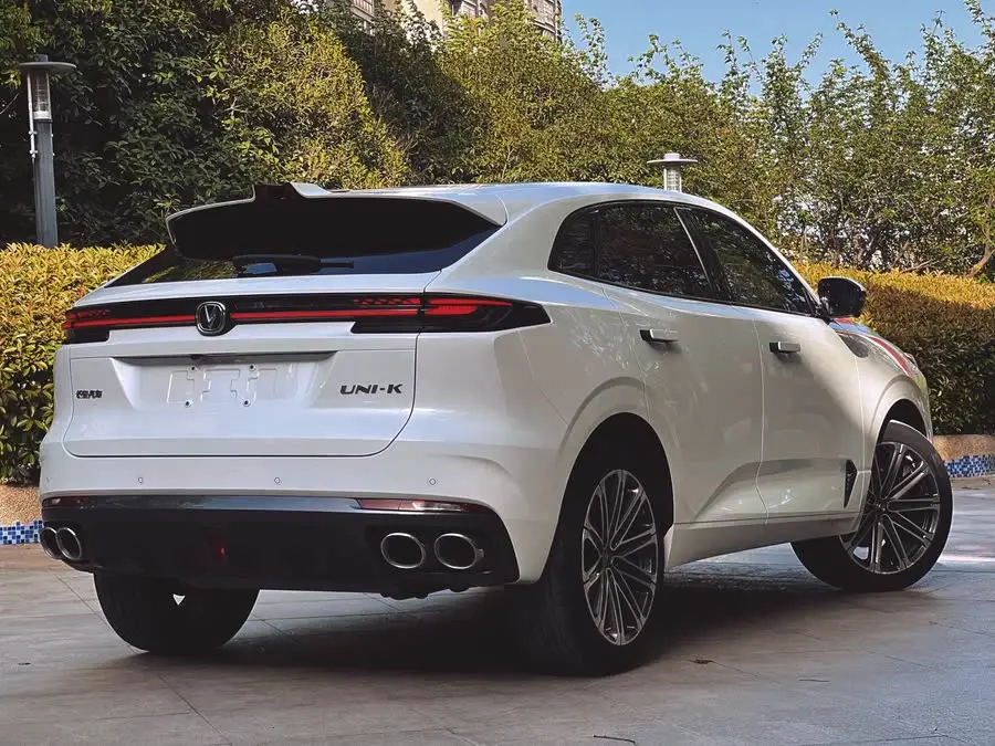 شانجان UNI-K 2021 2.0T الفئة المميزة