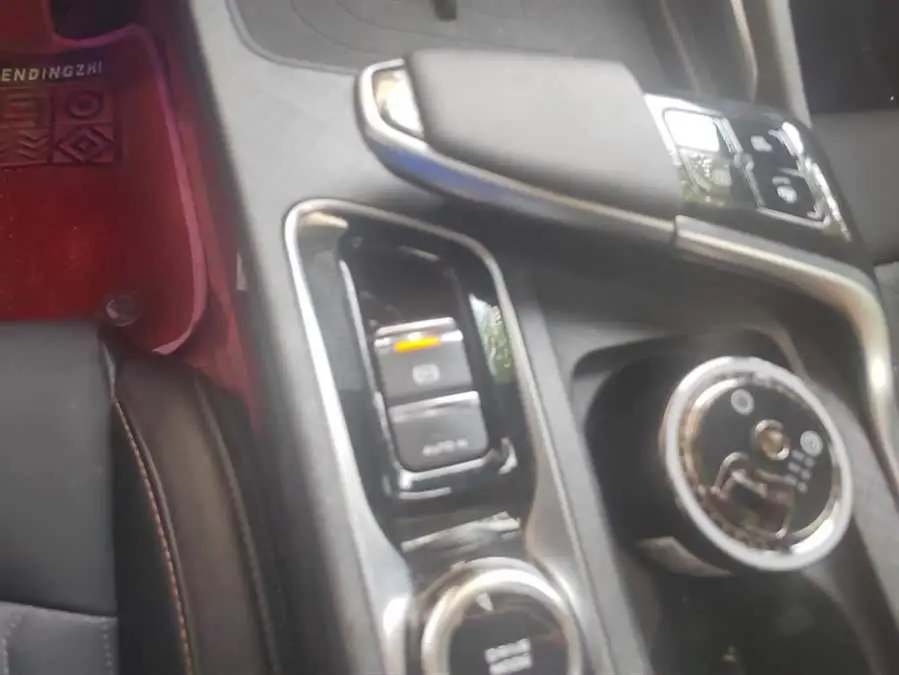 شانجان UNI-T 2022 1.5T الطراز الرائد