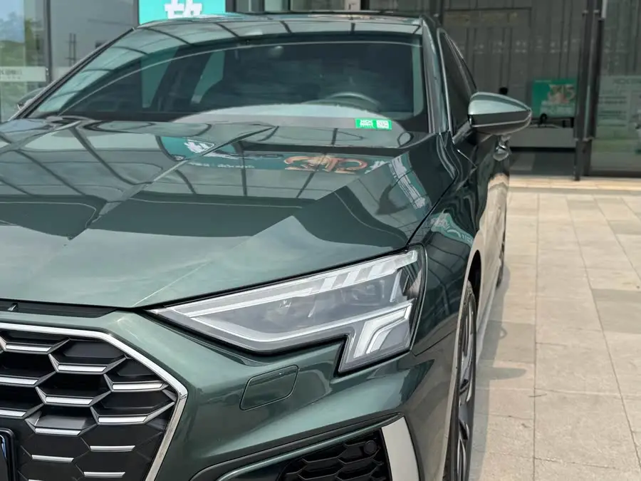 أودي A3 2022 A3L ليموزين 35 TFSI طراز رياضي أنيق