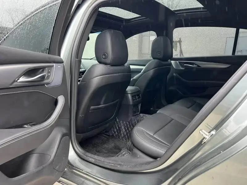 Cadillac CT5 2023 28T Luxury (Standard Version)