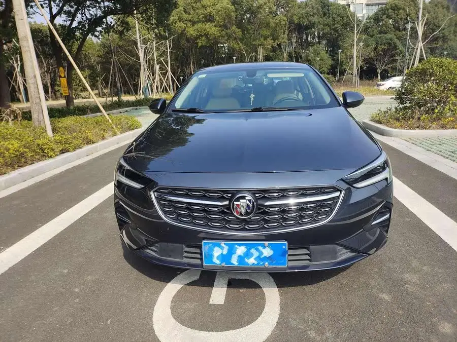 ريجال 2021 552T النخبة