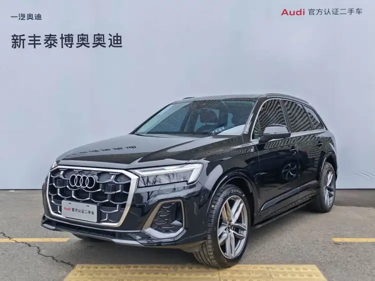 Audi Q7 2024 45 TFSI quattro S line Sport