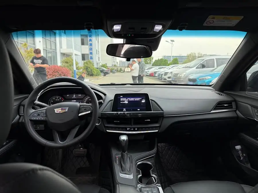 Cadillac CT4 2022 28T Luxury