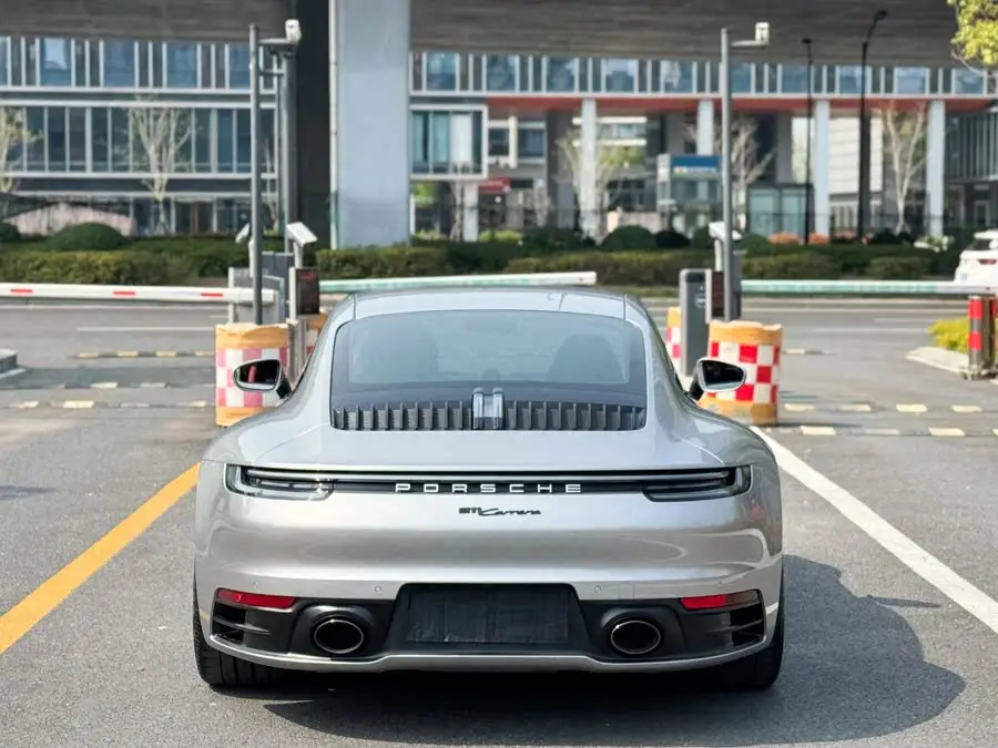 Porsche 911 2020 Carrera 3.0T