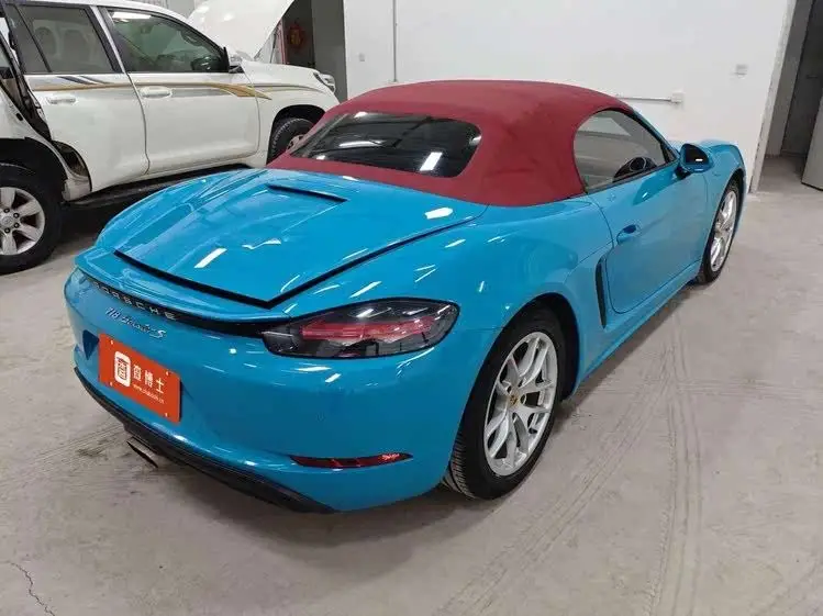 Porsche 718 2020 Model Boxster 2.0T