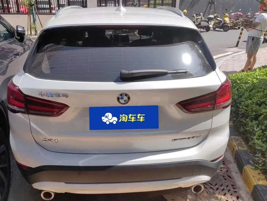 بي إم دبليو X1 2022 sDrive25Li النسخة الرائدة