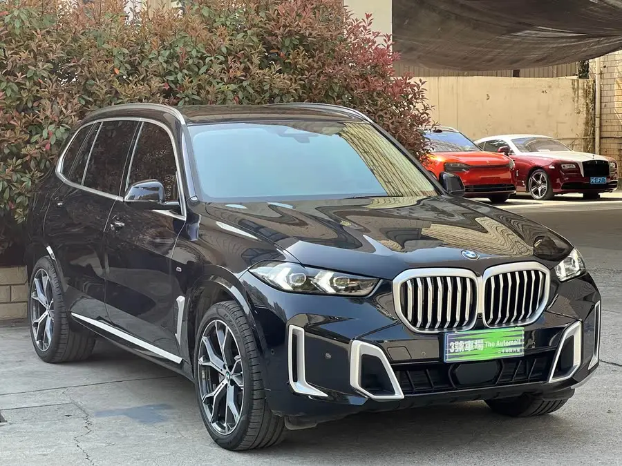 بي إم دبليو X5 2023 xDrive 30Li باقة M الرياضية الفاخرة