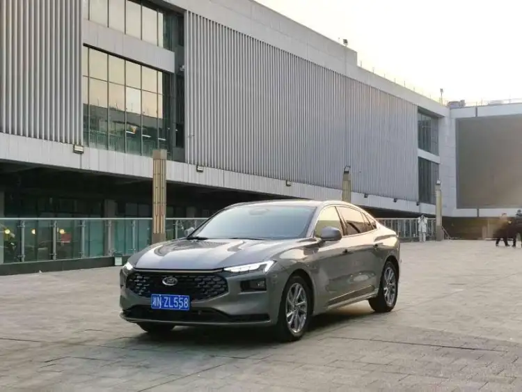 2023 Mondeo 1.5T E-Hybrid Luxury