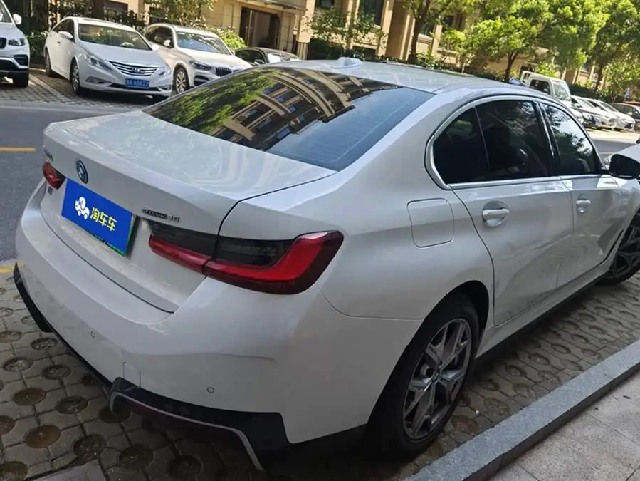 بي إم دبليو i3 2022 eDrive 35 L