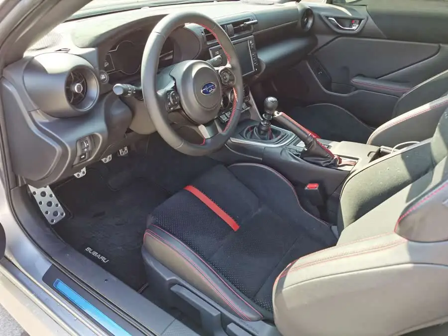 Subaru BRZ 2022 2.4L Manual