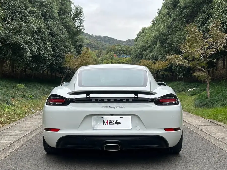 Porsche 718 2020 Cayman 2.0T