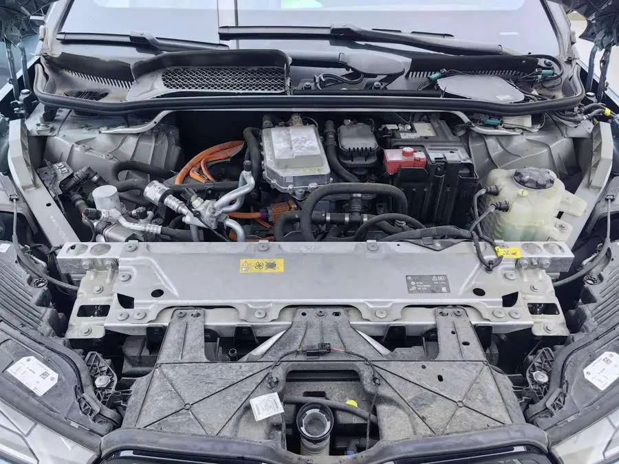 بي إم دبليو iX 2022 M60