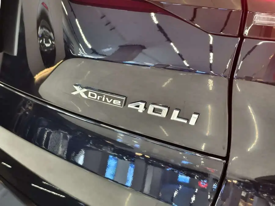 BMW X5 2023 xDrive 40Li M Sport Package