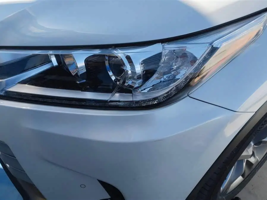 هايلاندر 2021 2.0T نسخة فاخرة بالدفع الرباعي 7 مقاعد