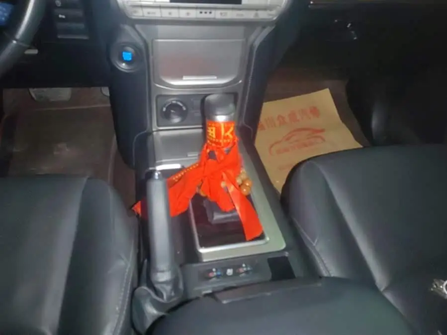 برادو 2019 3.5 لتر أوتوماتيكي TX-L النسخة المتميزة الإحتياطية الخلفية