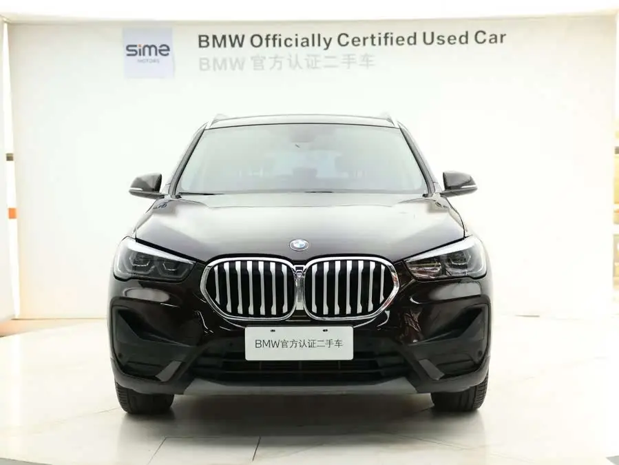 بي إم دبليو X1 2020 sDrive20Li الإصدار الأنيق