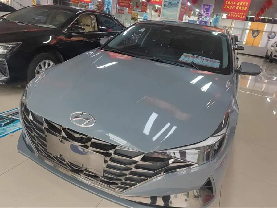 إلنترا 2022 1.5 لتر CVT إصدار الذكرى العشرين