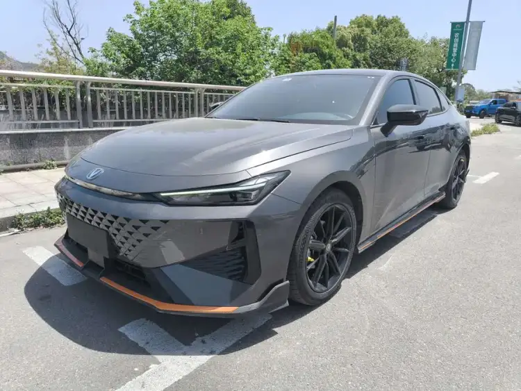 Changan UNI-V 2022 1.5T Premium