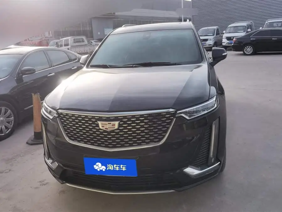 كاديلاك XT6 2021 2.0T فاخرة بستة مقاعد ودفع رباعي