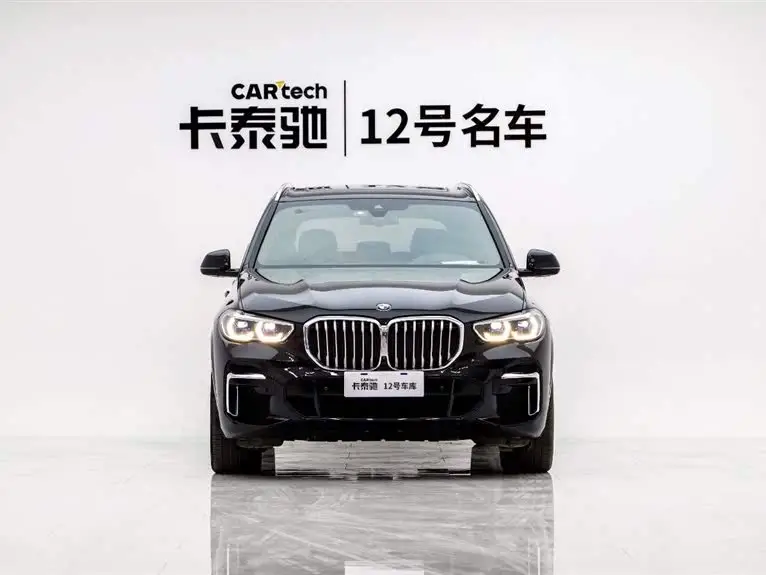 بي إم دبليو X5 2022 طراز مُعدل xDrive 40Li مجموعة M الرياضية