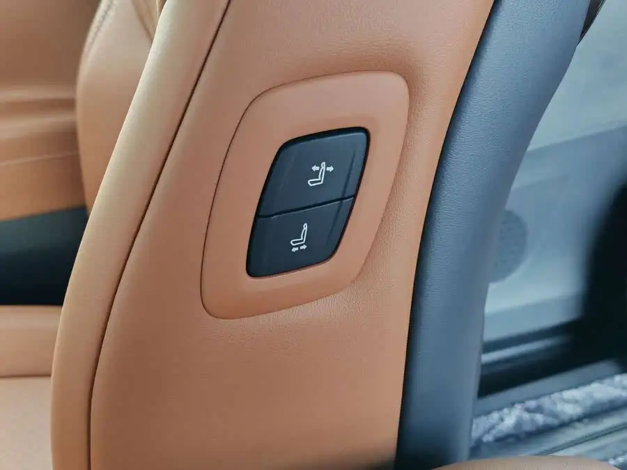 إلفارد 2024 مزدوج المحرك 2.5 لتر إصدار متميز