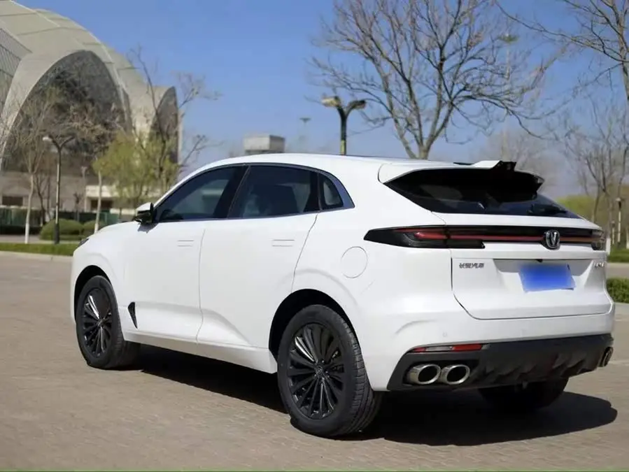 شانغهاي UNI-K 2021 2.0T التميز